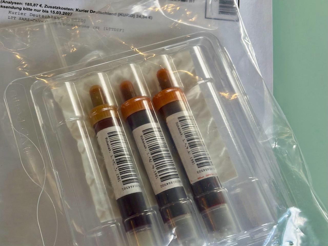 Preparing blood samples for shipping to a lab